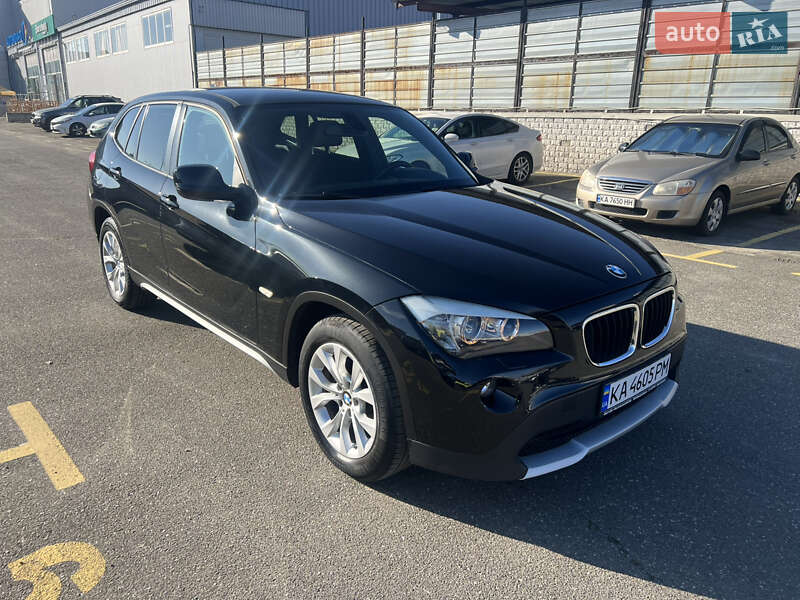 BMW X1 2011