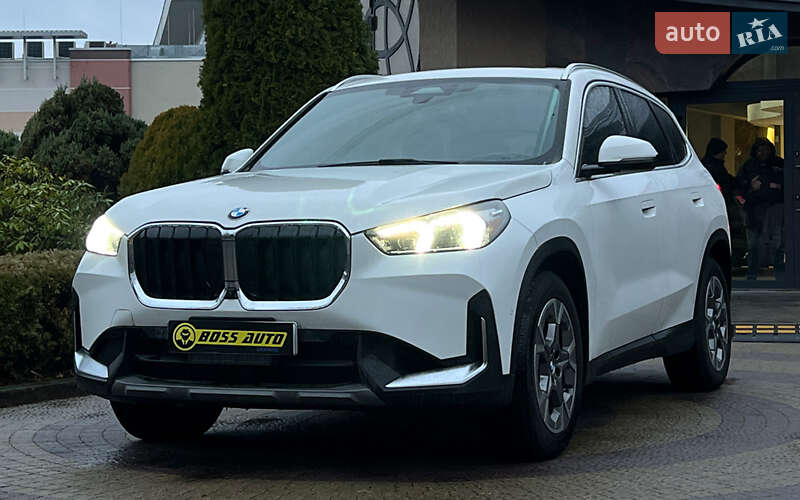Позашляховик / Кросовер BMW X1 2023 в Львові фото 3 Позашляховик / Кросовер BMW X1 2023 в Львові