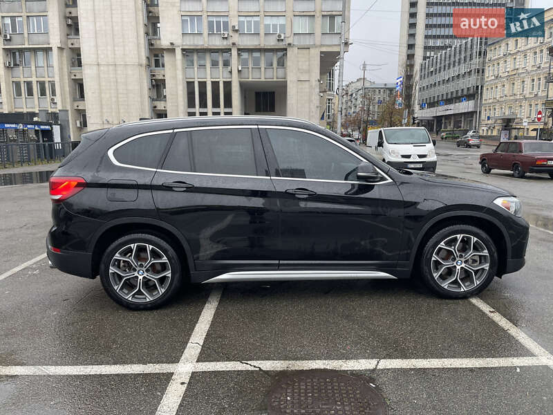 Внедорожник / Кроссовер BMW X1 2019 в Киеве