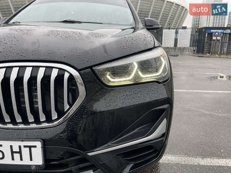 Внедорожник / Кроссовер BMW X1 2019 в Киеве