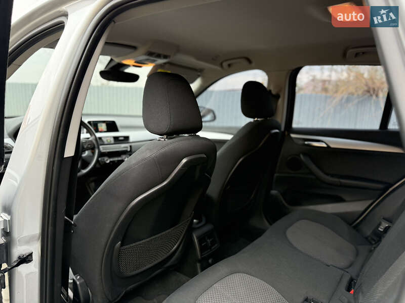 Внедорожник / Кроссовер BMW X1 2018 в Ужгороде