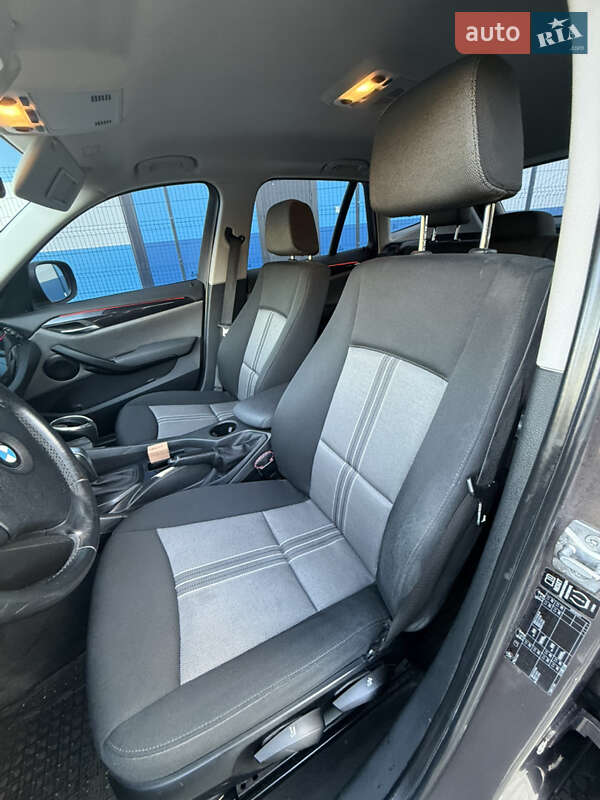 Внедорожник / Кроссовер BMW X1 2011 в Львове