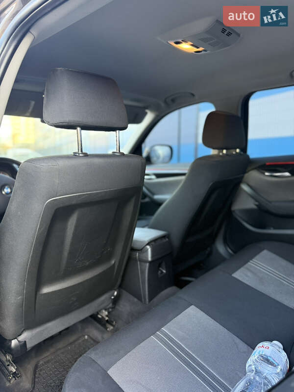 Внедорожник / Кроссовер BMW X1 2011 в Львове