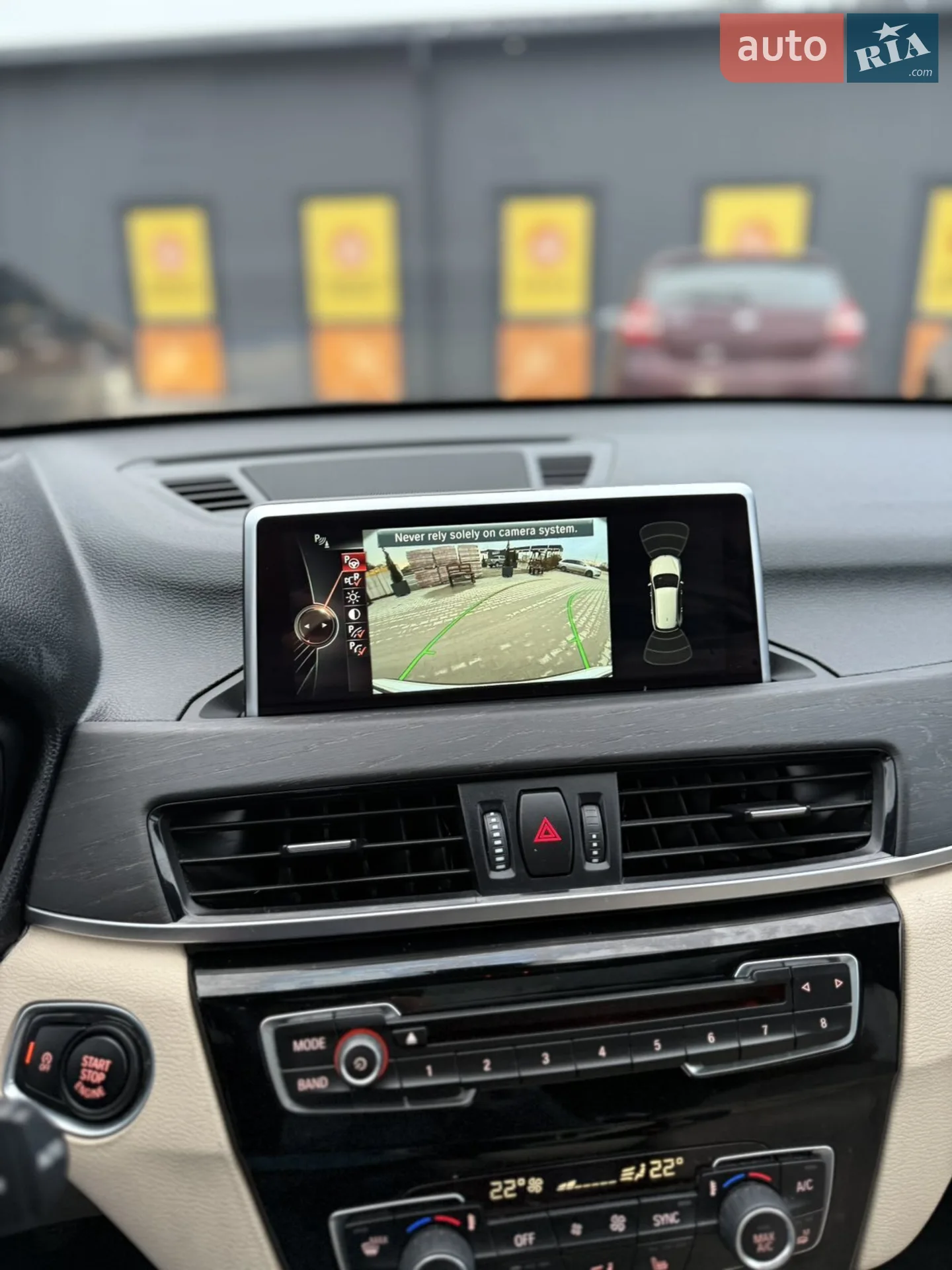 2015 BMW X1 - мініатюра 12