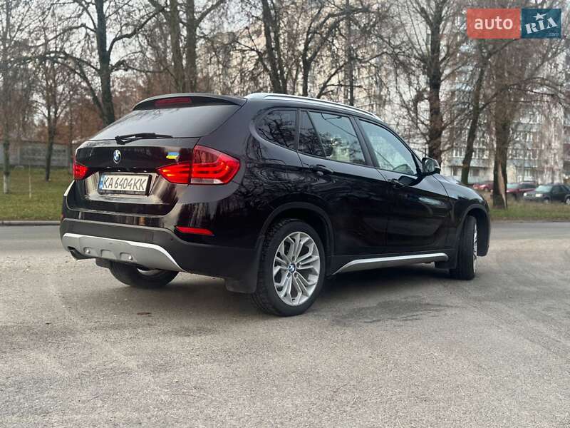 Внедорожник / Кроссовер BMW X1 2013 в Киеве