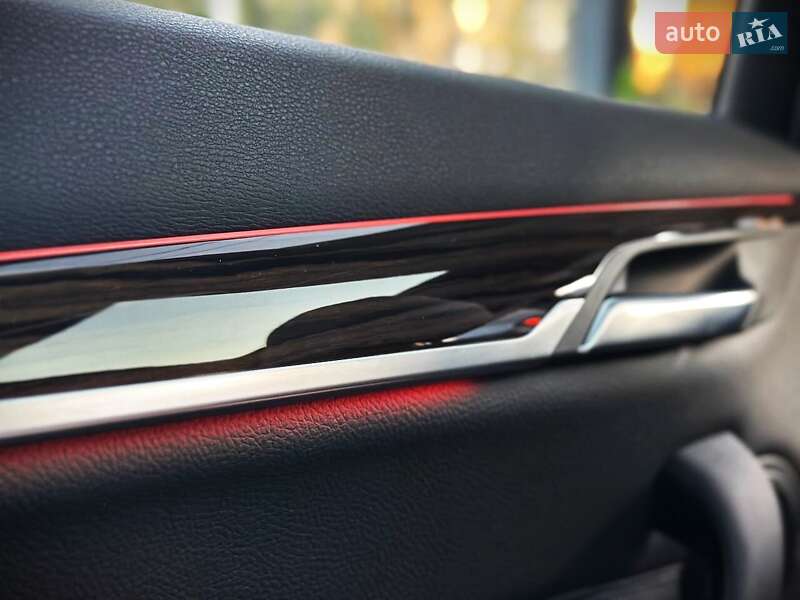 Внедорожник / Кроссовер BMW X1 2016 в Киеве