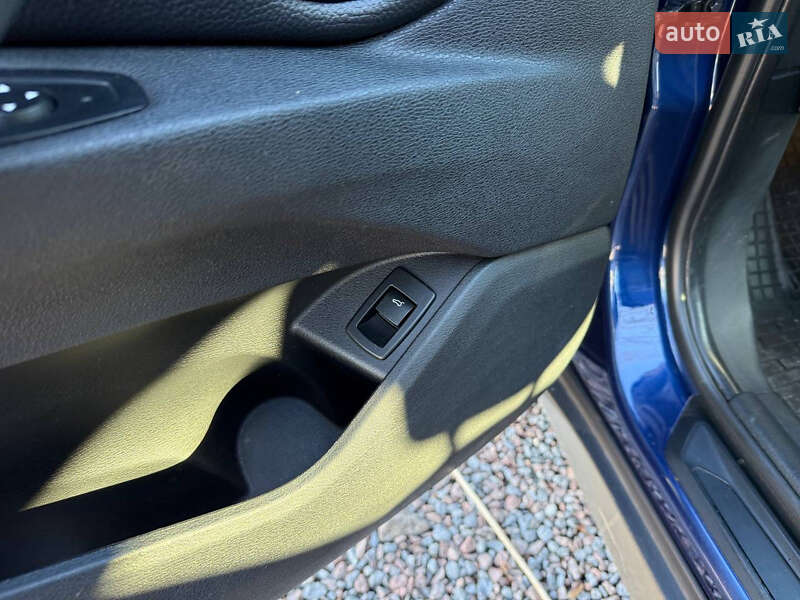 Внедорожник / Кроссовер BMW X1 2015 в Стрые