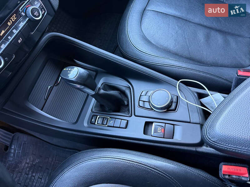 Внедорожник / Кроссовер BMW X1 2015 в Стрые