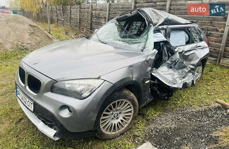 Внедорожник / Кроссовер BMW X1 2010 в Белогородке