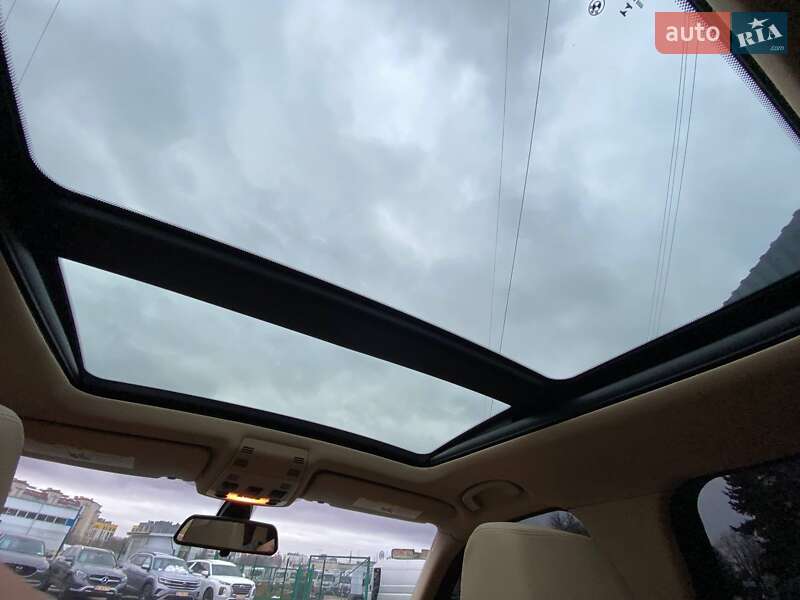 Внедорожник / Кроссовер BMW X1 2015 в Львове