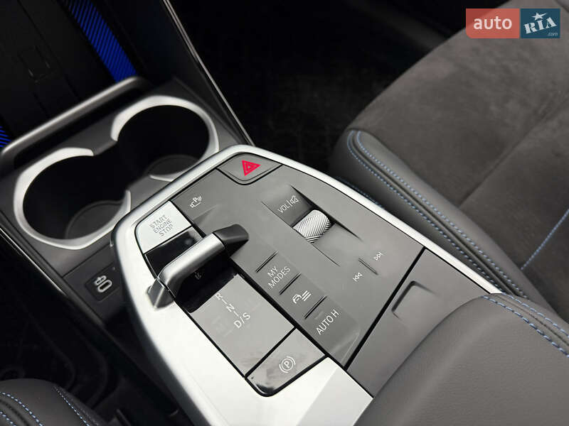 Внедорожник / Кроссовер BMW X1 2024 в Львове