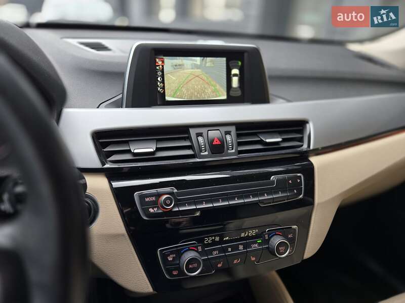 Позашляховик / Кросовер BMW X1 2017 в Одесі