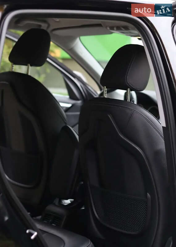 Внедорожник / Кроссовер BMW X1 2019 в Тернополе