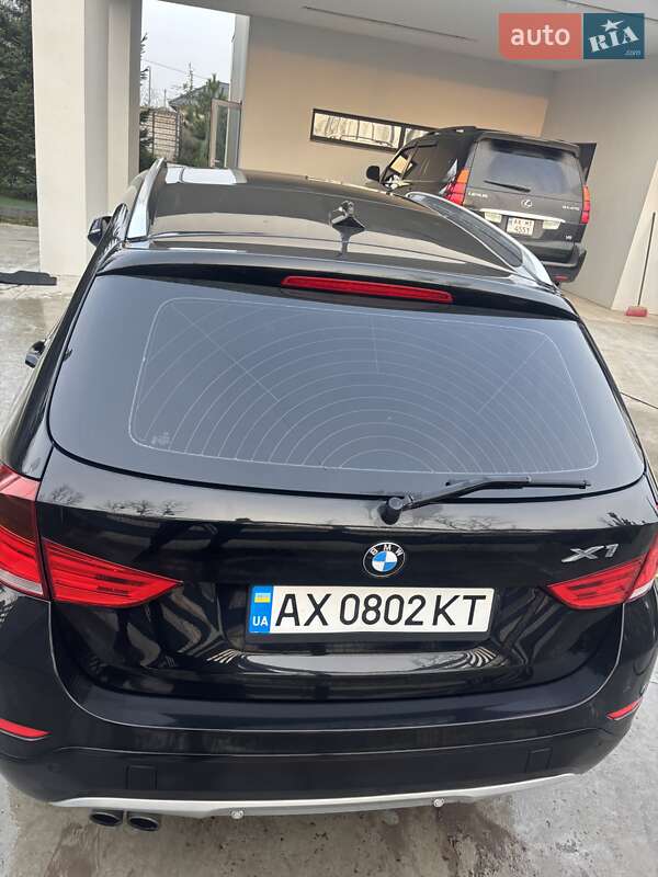 Внедорожник / Кроссовер BMW X1 2014 в Харькове