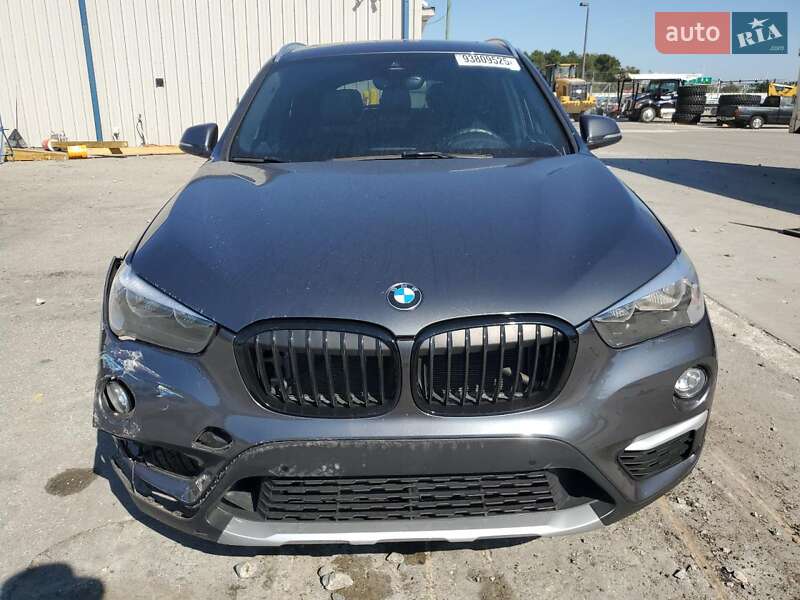 Внедорожник / Кроссовер BMW X1 2019 в Львове