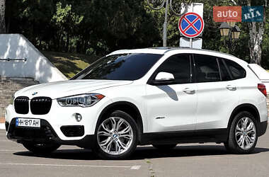 Внедорожник / Кроссовер BMW X1 2017 в Подольске