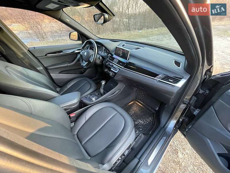 Внедорожник / Кроссовер BMW X1 2016 в Богородчанах