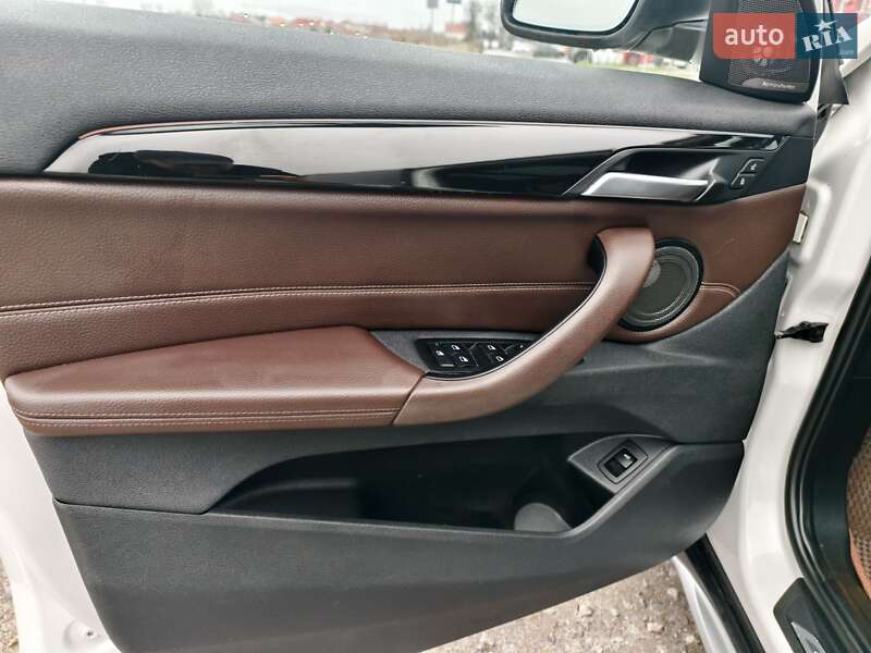 Внедорожник / Кроссовер BMW X1 2016 в Виннице