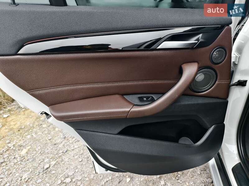 Внедорожник / Кроссовер BMW X1 2016 в Виннице