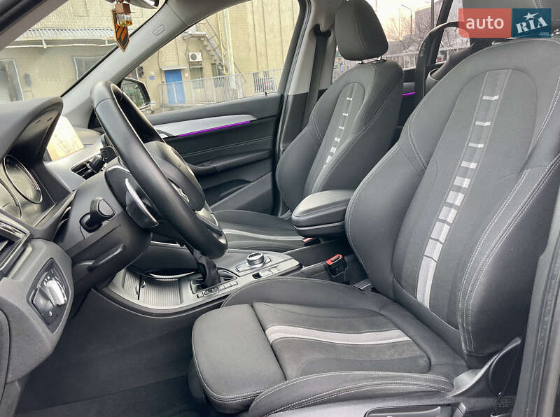 Внедорожник / Кроссовер BMW X1 2017 в Киеве