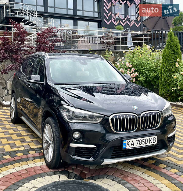 Внедорожник / Кроссовер BMW X1 2017 в Киеве
