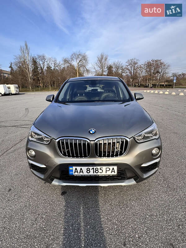 Внедорожник / Кроссовер BMW X1 2016 в Киеве фото 3 Внедорожник / Кроссовер BMW X1 2016 в Киеве