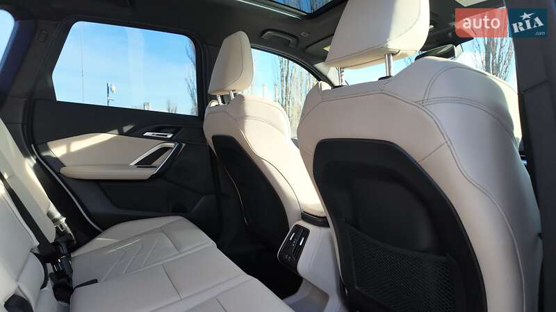 Внедорожник / Кроссовер BMW X1 2023 в Киеве
