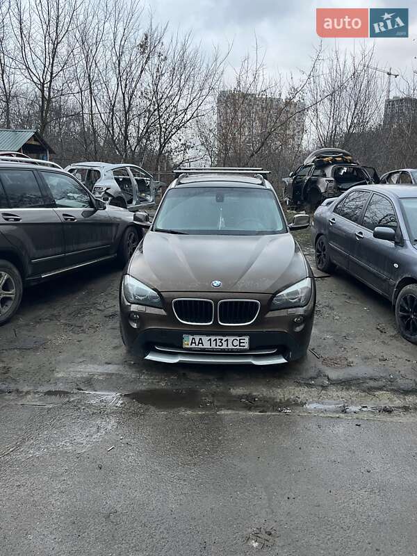 Позашляховик / Кросовер BMW X1 2011 в Києві