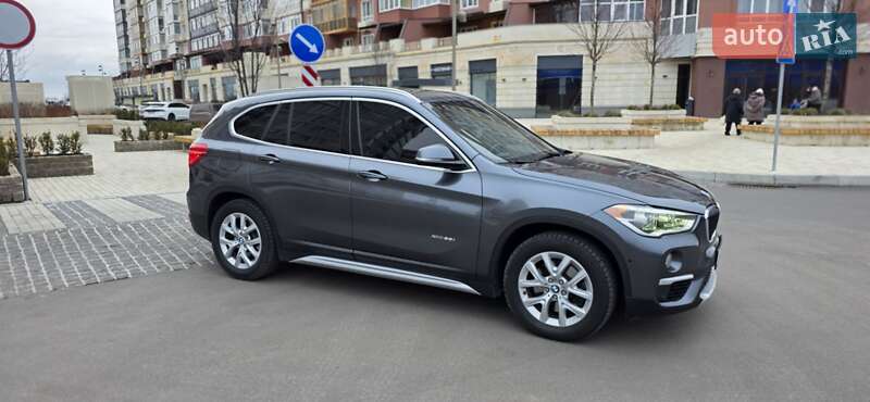 Внедорожник / Кроссовер BMW X1 2015 в Умани