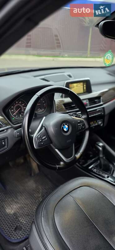 Внедорожник / Кроссовер BMW X1 2015 в Умани