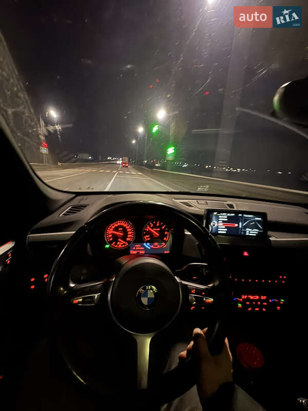 Позашляховик / Кросовер BMW X1 2016 в Львові фото 14 Позашляховик / Кросовер BMW X1 2016 в Львові