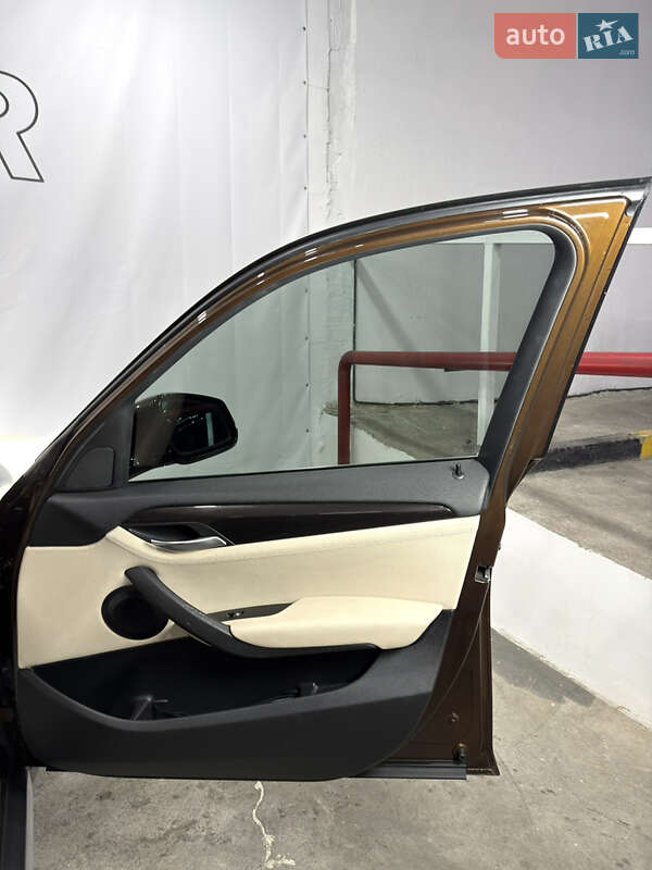 Внедорожник / Кроссовер BMW X1 2013 в Одессе