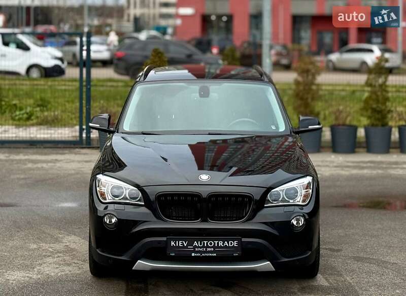 Позашляховик / Кросовер BMW X1 2015 в Києві