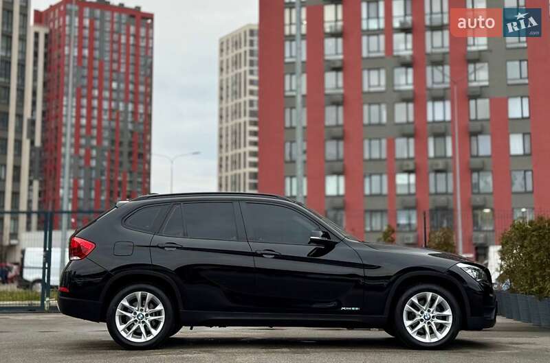 Позашляховик / Кросовер BMW X1 2015 в Києві