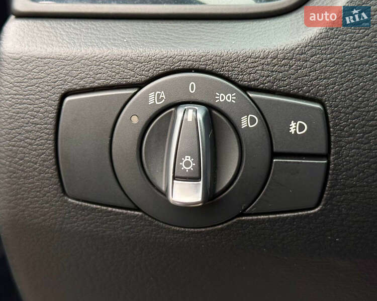 Позашляховик / Кросовер BMW X1 2015 в Києві