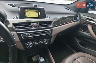 Позашляховик / Кросовер BMW X1 2017 в Дніпрі