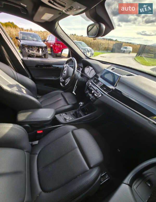 Внедорожник / Кроссовер BMW X1 2017 в Ровно