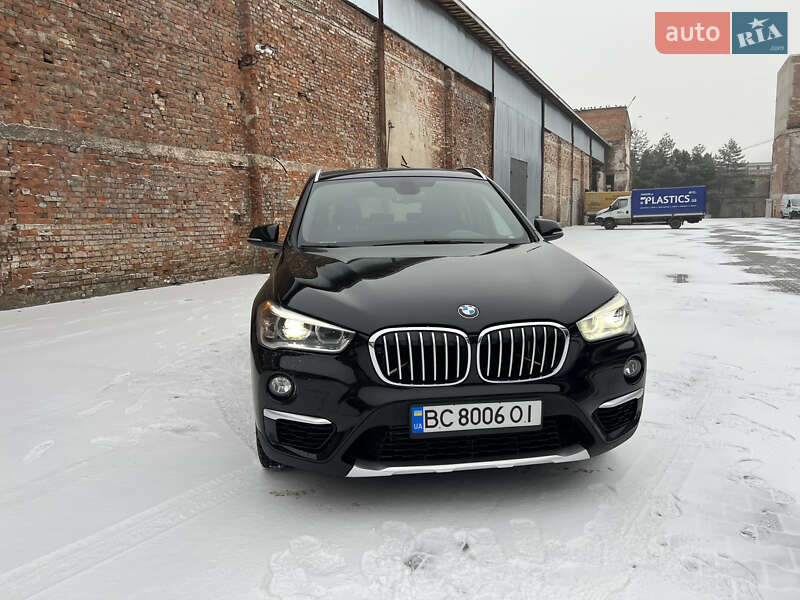 Внедорожник / Кроссовер BMW X1 2015 в Львове
