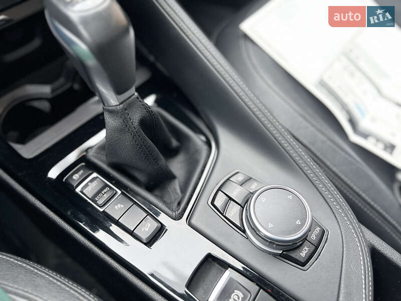 Внедорожник / Кроссовер BMW X1 2015 в Львове