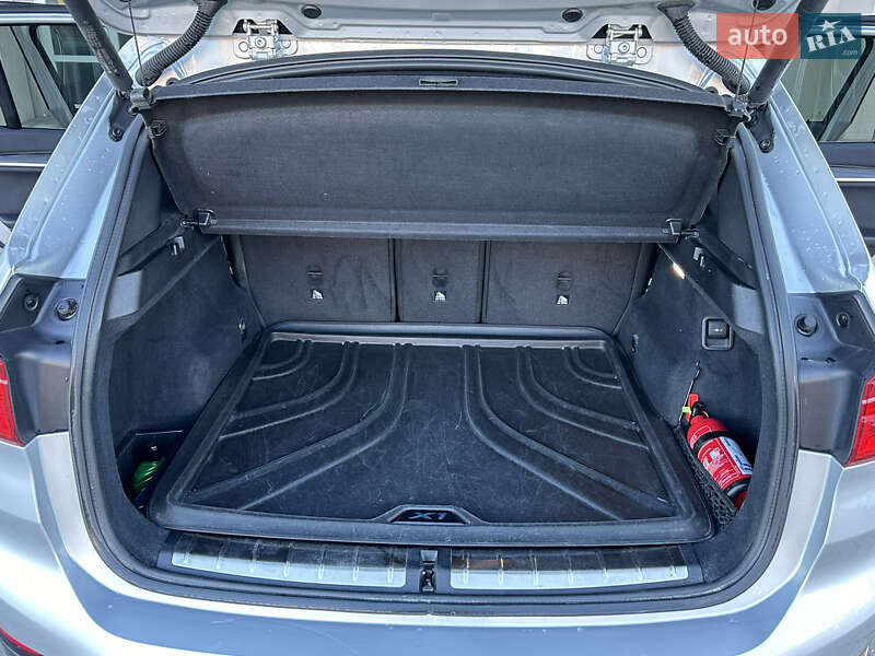 Внедорожник / Кроссовер BMW X1 2018 в Дрогобыче