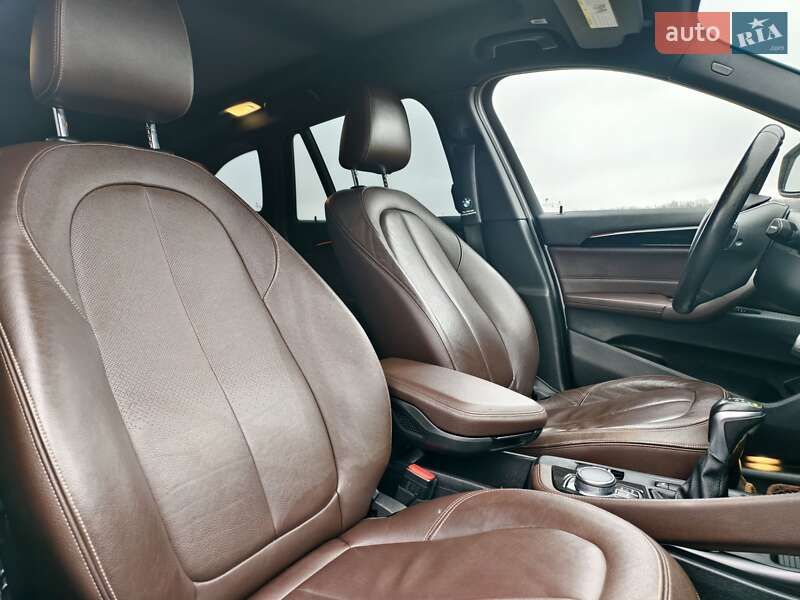 Внедорожник / Кроссовер BMW X1 2016 в Виннице