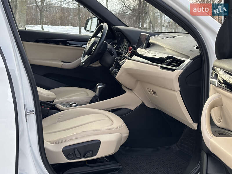 Внедорожник / Кроссовер BMW X1 2017 в Лубнах фото 17 Внедорожник / Кроссовер BMW X1 2017 в Лубнах