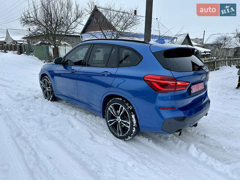 Позашляховик / Кросовер BMW X1 2016 в Звягелі