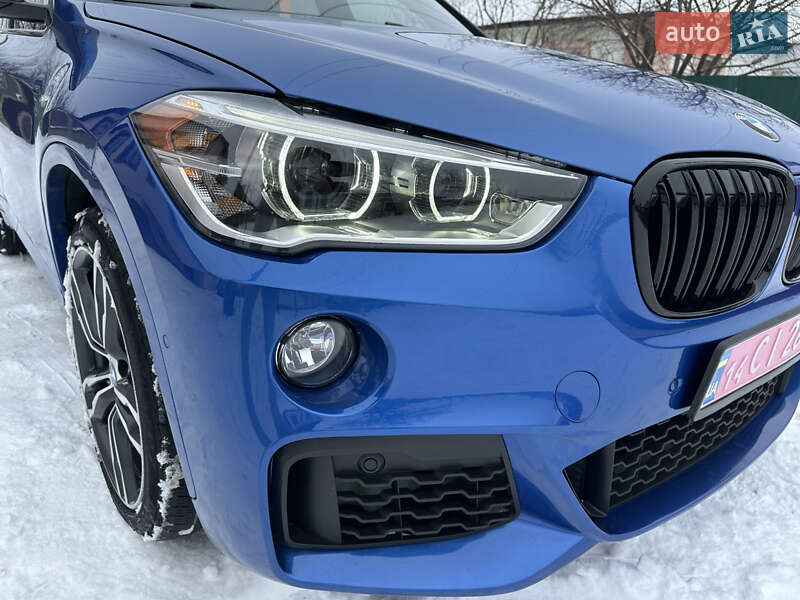 Позашляховик / Кросовер BMW X1 2016 в Звягелі