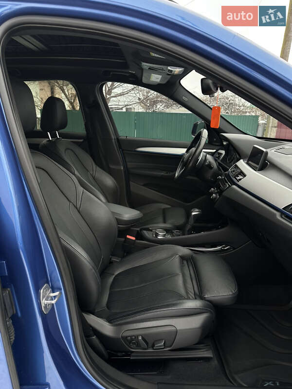 Позашляховик / Кросовер BMW X1 2016 в Звягелі