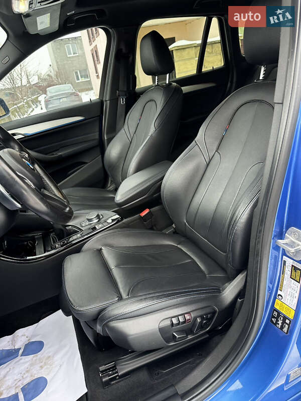 Позашляховик / Кросовер BMW X1 2016 в Звягелі