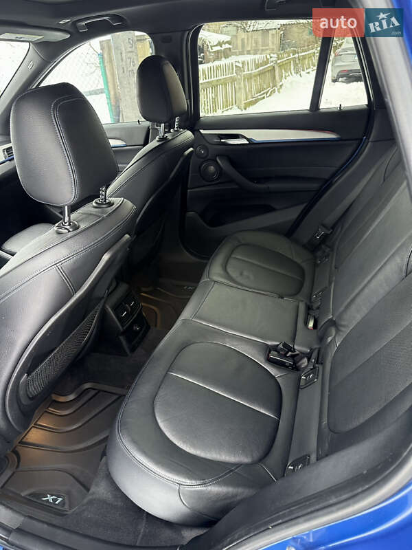 Позашляховик / Кросовер BMW X1 2016 в Звягелі