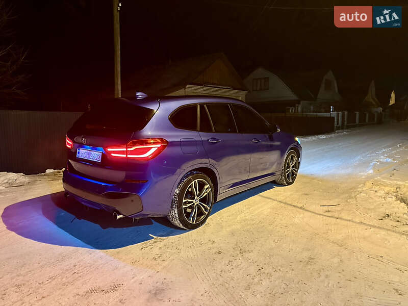 Позашляховик / Кросовер BMW X1 2016 в Звягелі