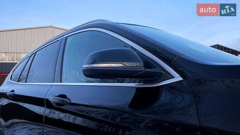 Внедорожник / Кроссовер BMW X1 2016 в Луцке