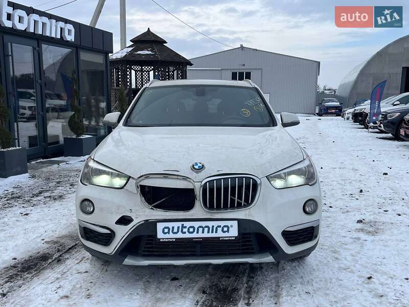 Внедорожник / Кроссовер BMW X1 2016 в Луцке